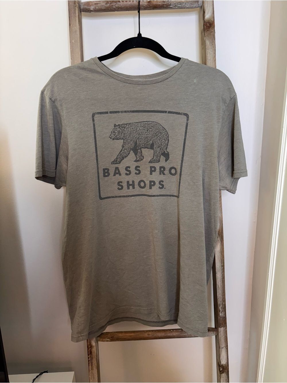 Bass Pro Shops Men's Olive Green Bear Logo Tee